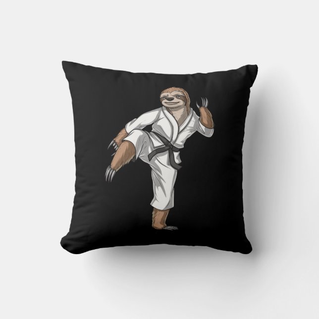 Cojín Decorativo Karate Sloth (Anverso)