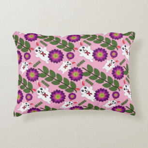 Cojín Decorativo Kawaii Conejo de Primavera: Floral Morado Vibrante
