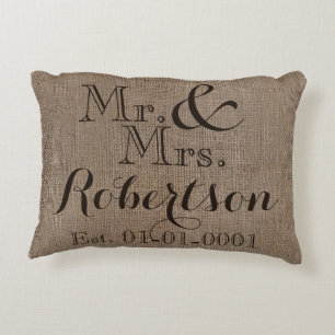 Cojín Decorativo Keepsake, un Boda ruso de aspecto burregal persona