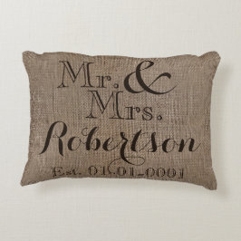 Cojín Decorativo Keepsake, un Boda ruso de aspecto burregal persona