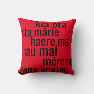 COJÍN DECORATIVO KIA ORA NZ MĀORI KIWI GREETINING NEW ZEALAND RED
