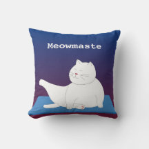 Cojín decorativo Kitty de Yoga, 16" x 16"