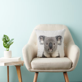 Cojín Decorativo Koala con fondo de lino gris
