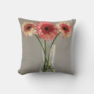 Cojín Decorativo La feliz flor rosa de Gerbera + nombre personaliza