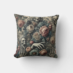 Cojín Decorativo La Gambita del Ghoul – Victoriano Gótico