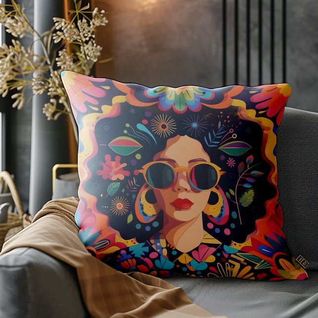 Cojín Decorativo La mujer segura (Embrace your unique style and celebrate diversity with this amazing design. )