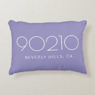 Cojín Decorativo La Ubicación Pastel Morado y Blanco Código Postal