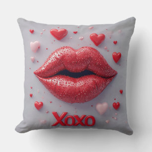 Cojín Decorativo Labios rojos vibrantes con XOXO de corazones román