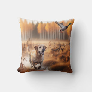 Cojín Decorativo Labrador/perro en la caza de patos de otoño