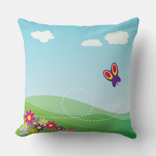 COJÍN DECORATIVO LADO DE COLINA CON MARIPOSA Y FLORES