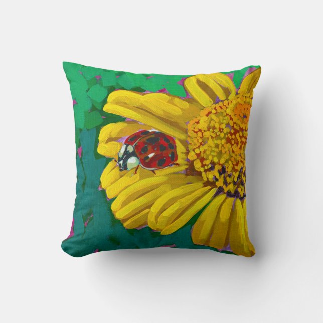 Cojín Decorativo Ladybug Throw Pillow (Anverso)