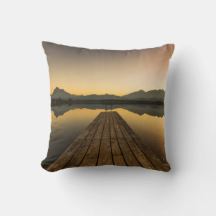 Cojín Decorativo Lago Hopfen con un muelle y los Alpes