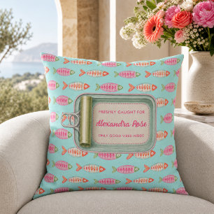 Cojín Decorativo Lata de Pescado de Verano Costero con Nombre Perso