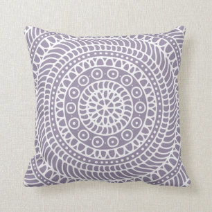 Cojín Decorativo Lavanda del Doodle de la mandala