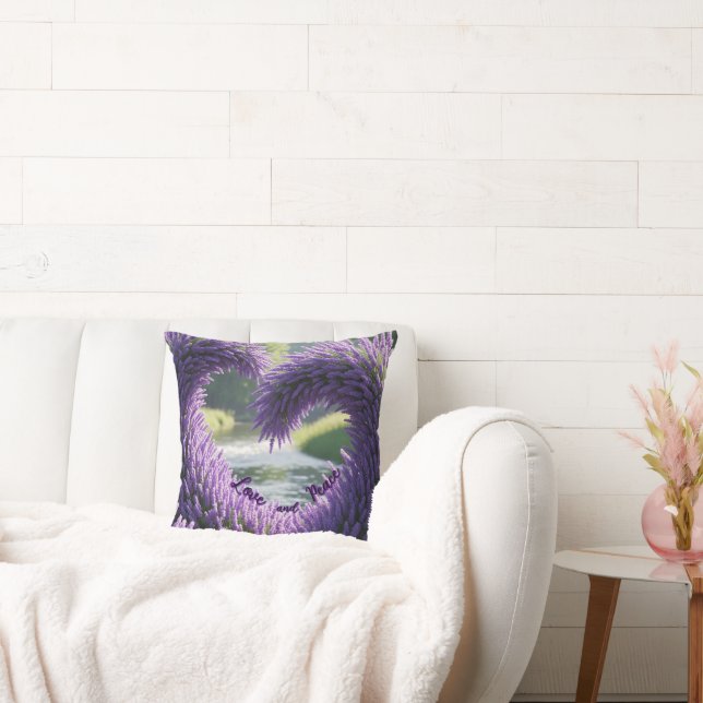 Cojín decorativo Lavanda – Love and Peace (Sofá)
