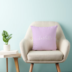 Cojín Decorativo Lavanda personalizada Purple Elegant Script Nombre
