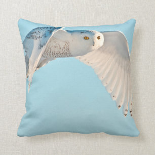 Cojín Decorativo Lechuza nevada en vuelo