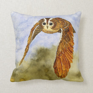 Cojín Decorativo Lechuza Tawny En Vuelo