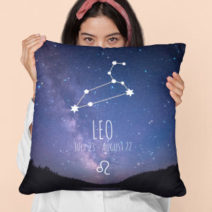 Cojín Decorativo Leo   Constelación zodiaca personalizada