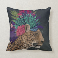 Leopardo con la cabeza tropical