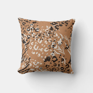 Cojín Decorativo Leopardo moderno. Estampado. Fondo. Naturaleza sal