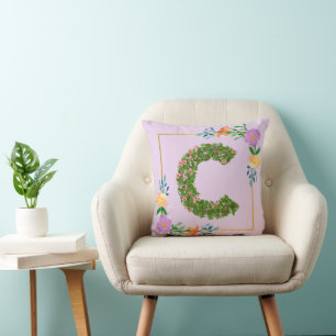 Cojín Decorativo Letra C del alfabeto floral
