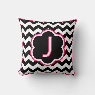 Cojín Decorativo Letra J Monograma de Chevron en Blanco y Negro