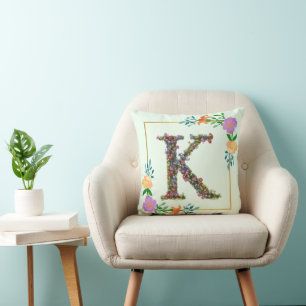 Cojín Decorativo Letra K de alfabeto floral