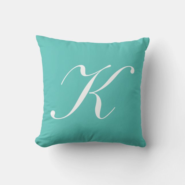 Cojín Decorativo Letra K monograma turquesa (Anverso)