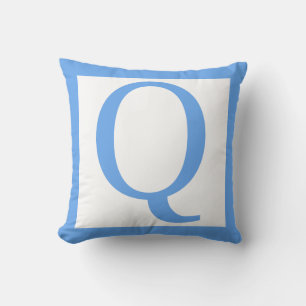 Cojín Decorativo Letra Q Azul Bebé