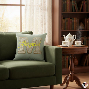 Cojín Decorativo Letra Universitaria Verde Salvia M Monograma Nombr