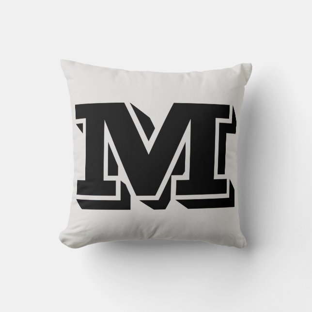 COJÍN DECORATIVO LETTER M MONOGRAM PILLOW (Anverso)