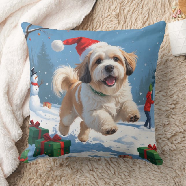 Cojín Decorativo Lhasa Apso postulando en Nieve con Gorra Navidad (Manta)
