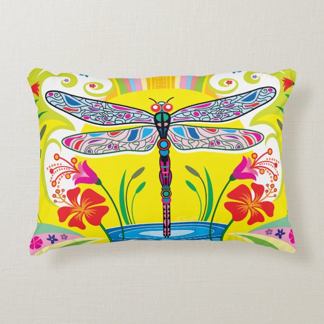 Cojín Decorativo Libélula Radiante y Flores Silvestres (Anverso)