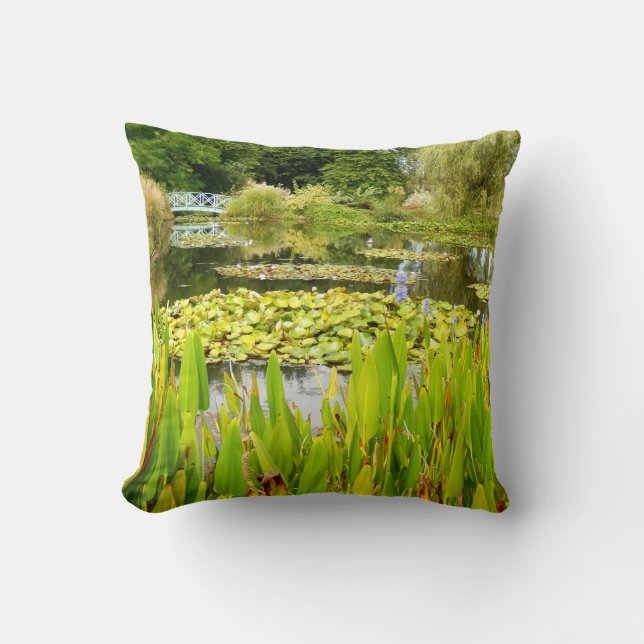 Cojín Decorativo Lily Pond Throw Cushion (Anverso)