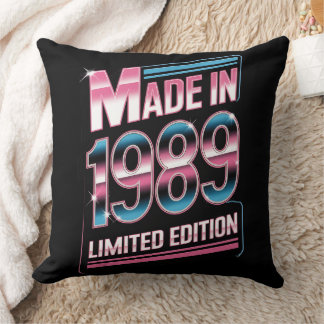Cojín Decorativo Limited Edition Retro 1989 Throw Pillow