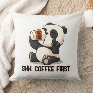 Cojín Decorativo Lindo panda disfrutando del café 