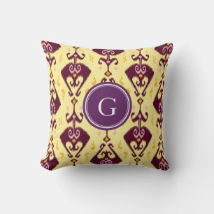 Cojín Decorativo Lindo patrón tribal ikat morado amarillo con monog