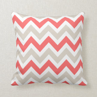 Cojín Decorativo Linen Beige y Coral Chevron