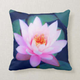 Cojín Decorativo Lirio de agua rosado