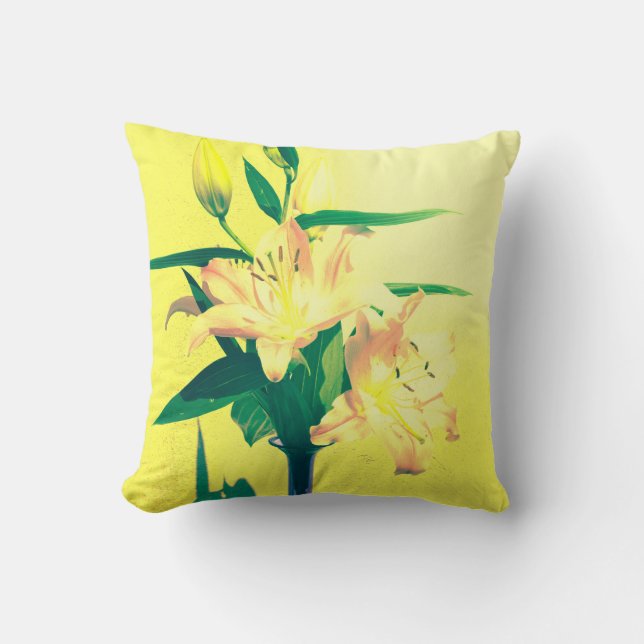 Cojín Decorativo Lirio en amarillo moderno (Anverso)