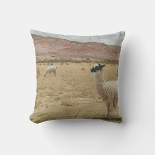COJÍN DECORATIVO LLAMA BLANCA EN GRASA MARRONA