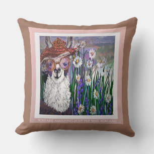 Cojín Decorativo Llama, vestida y libre