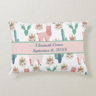 Cojín Decorativo Llamas rosadas lindas personalizadas y cactus verd