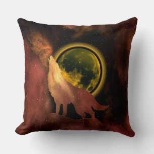 COJÍN DECORATIVO LOBO AULLANDO EN GALAXIA LUNA ESPACIO