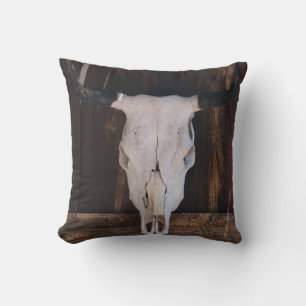 Cojín Decorativo Los E.E.U.U., Arizona. Cráneo en una pared de la