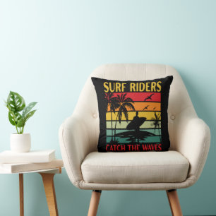 Cojín Decorativo Los jinetes de surf atrapan las olas