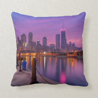 Cojín Decorativo Los sueños de la ciudad - horizonte de Chicago en