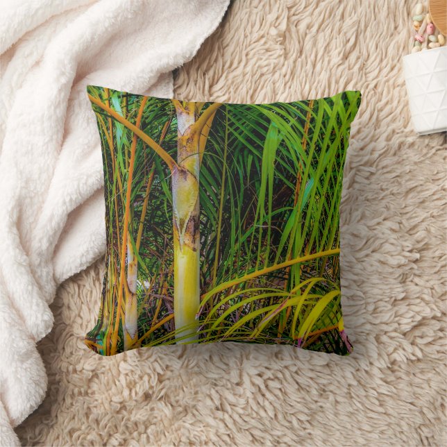 Cojín Decorativo Lost in Areca Palms Throw Pillow (Manta)