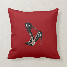 Cojín Decorativo LOUBOUTIN APILADO con el fondo ROJO